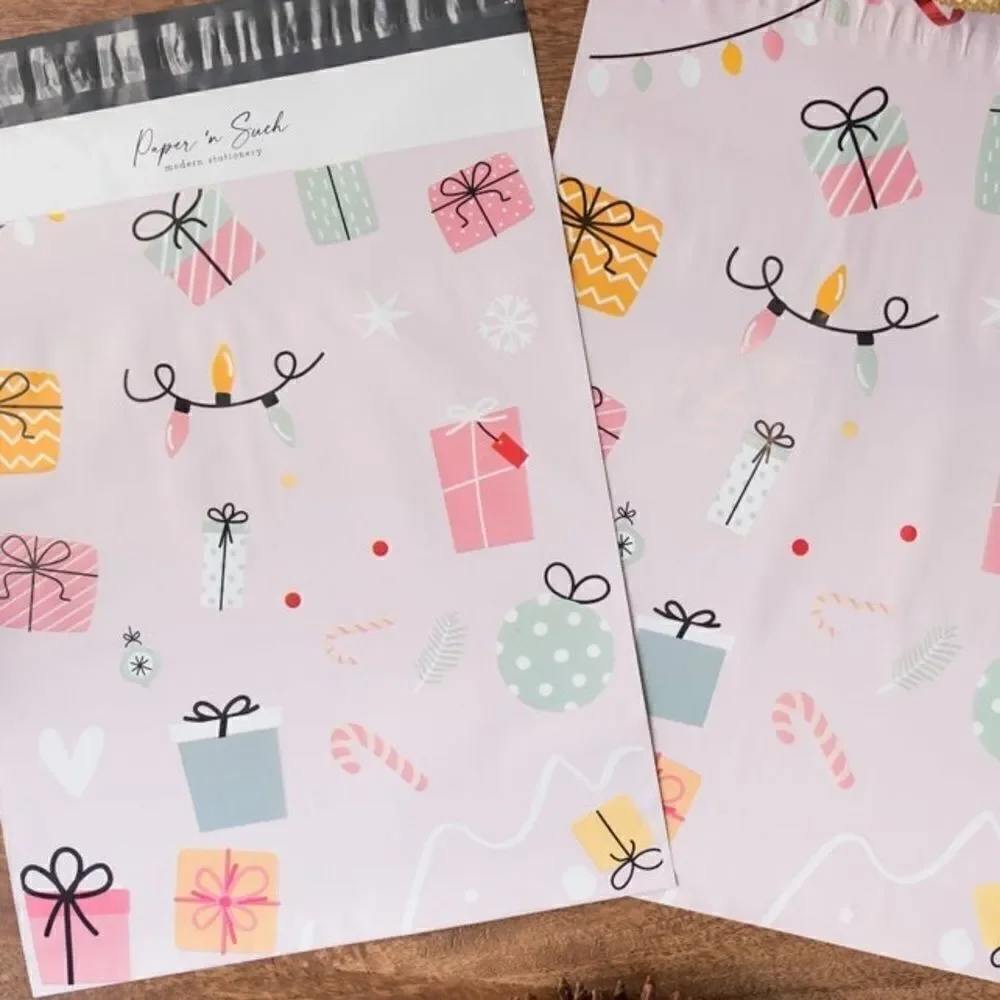 Poly mailers MIX 6x9 10x13 12.5x15 14x17 40 pieces 40 stickers 1.5” size